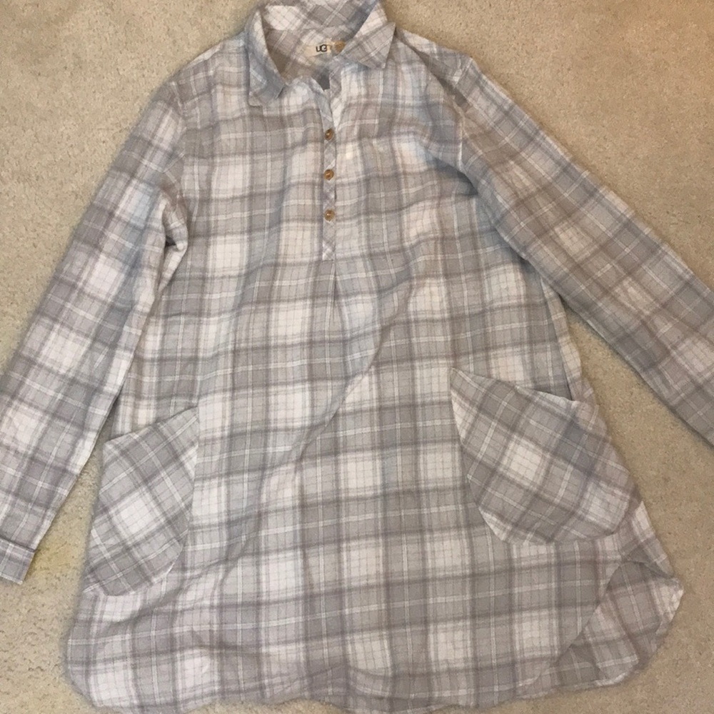 Woman’s Ugg pj night gown